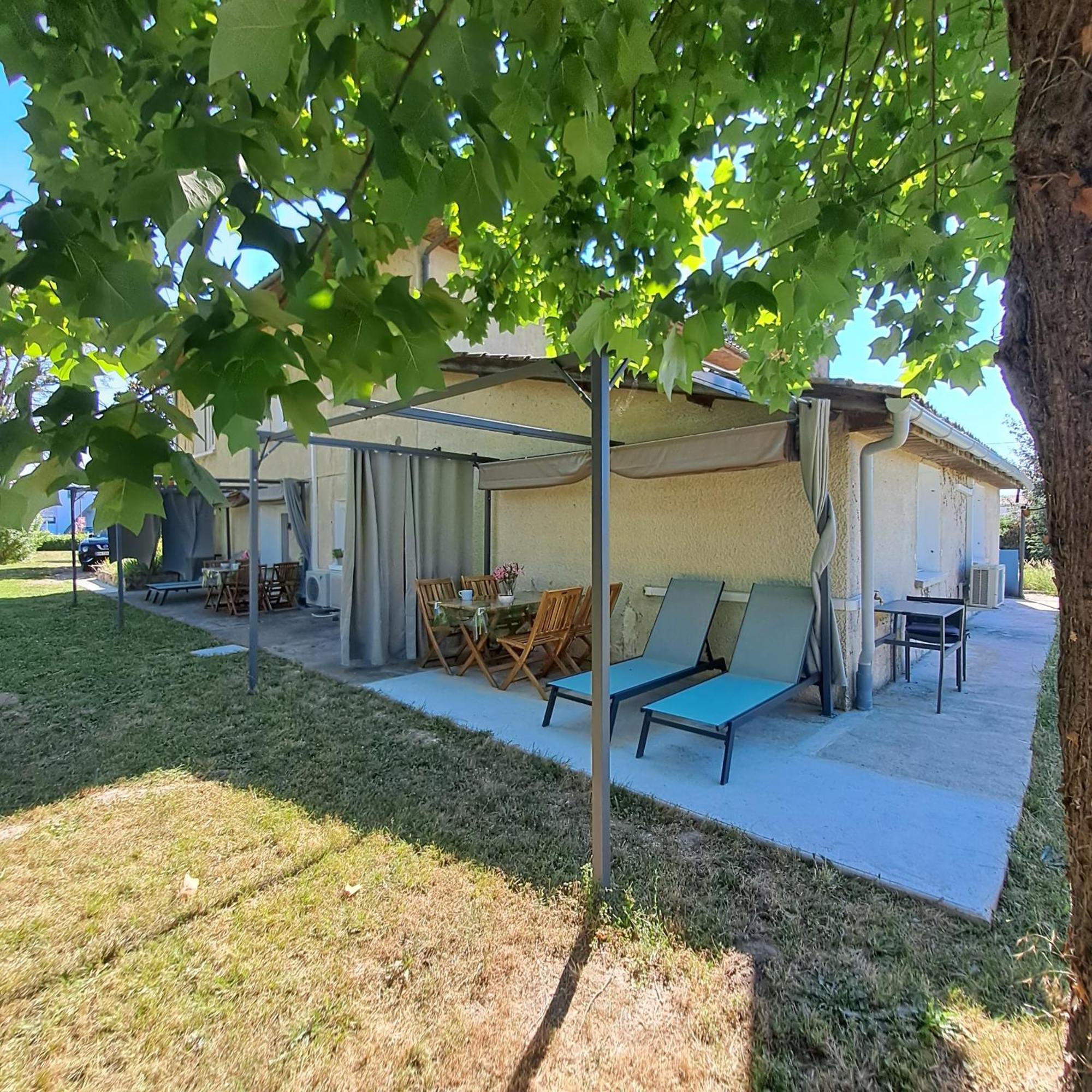 Gites De L'Akwaba Buzet-sur-Baise Exterior foto